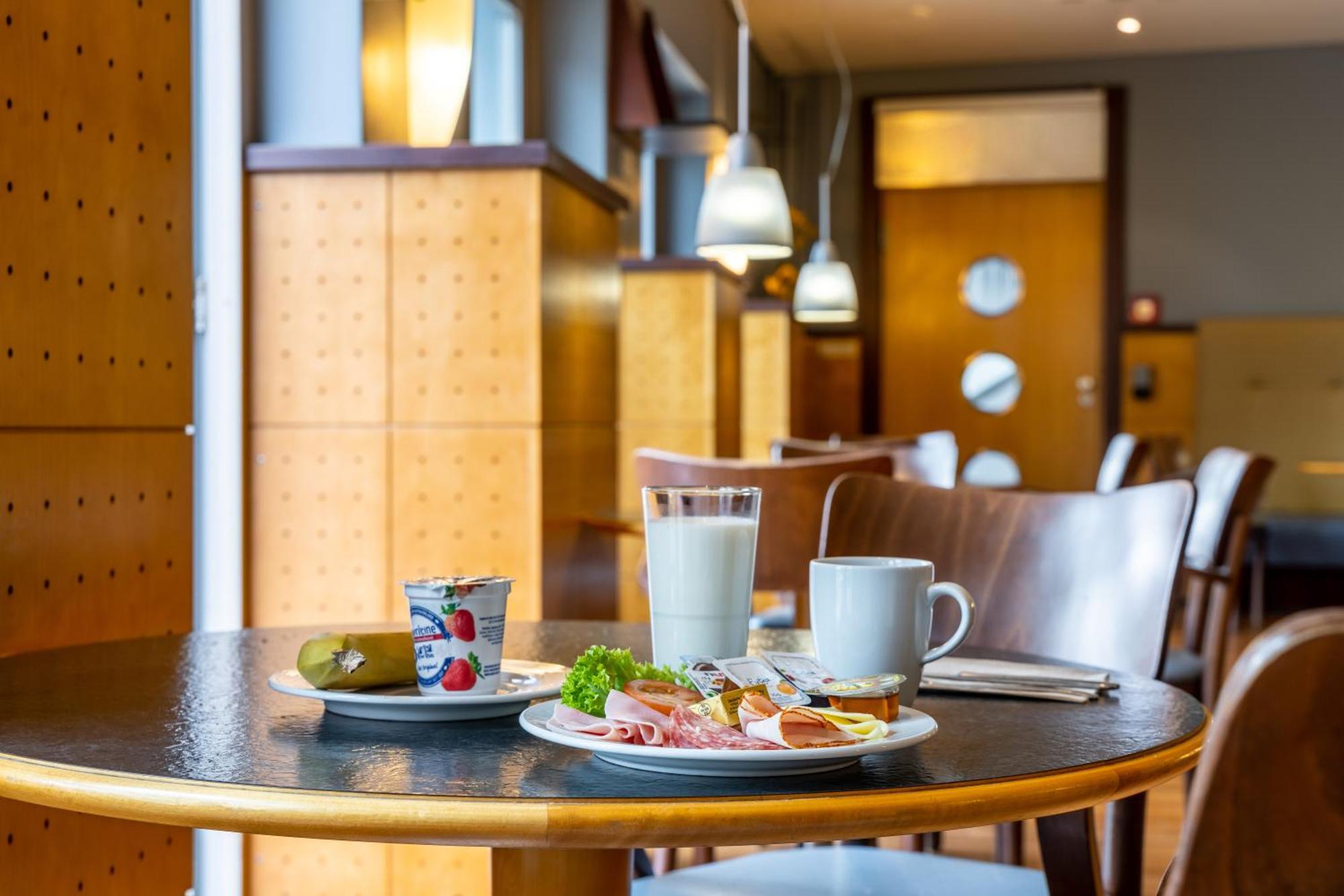 Hotel Leipheim Sued Zewnętrze zdjęcie