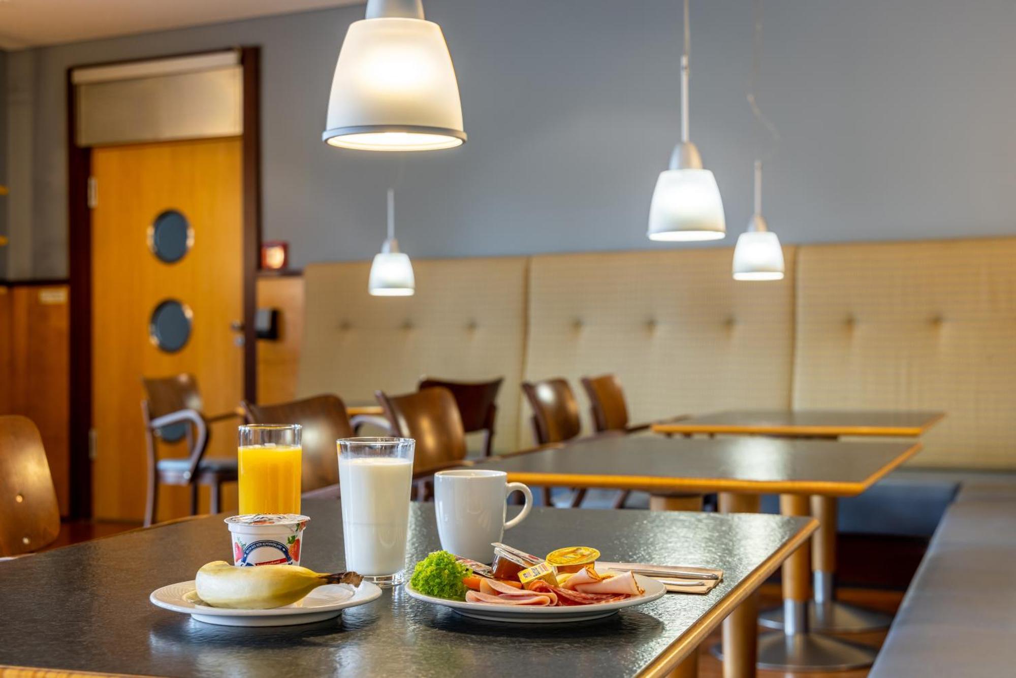 Hotel Leipheim Sued Zewnętrze zdjęcie